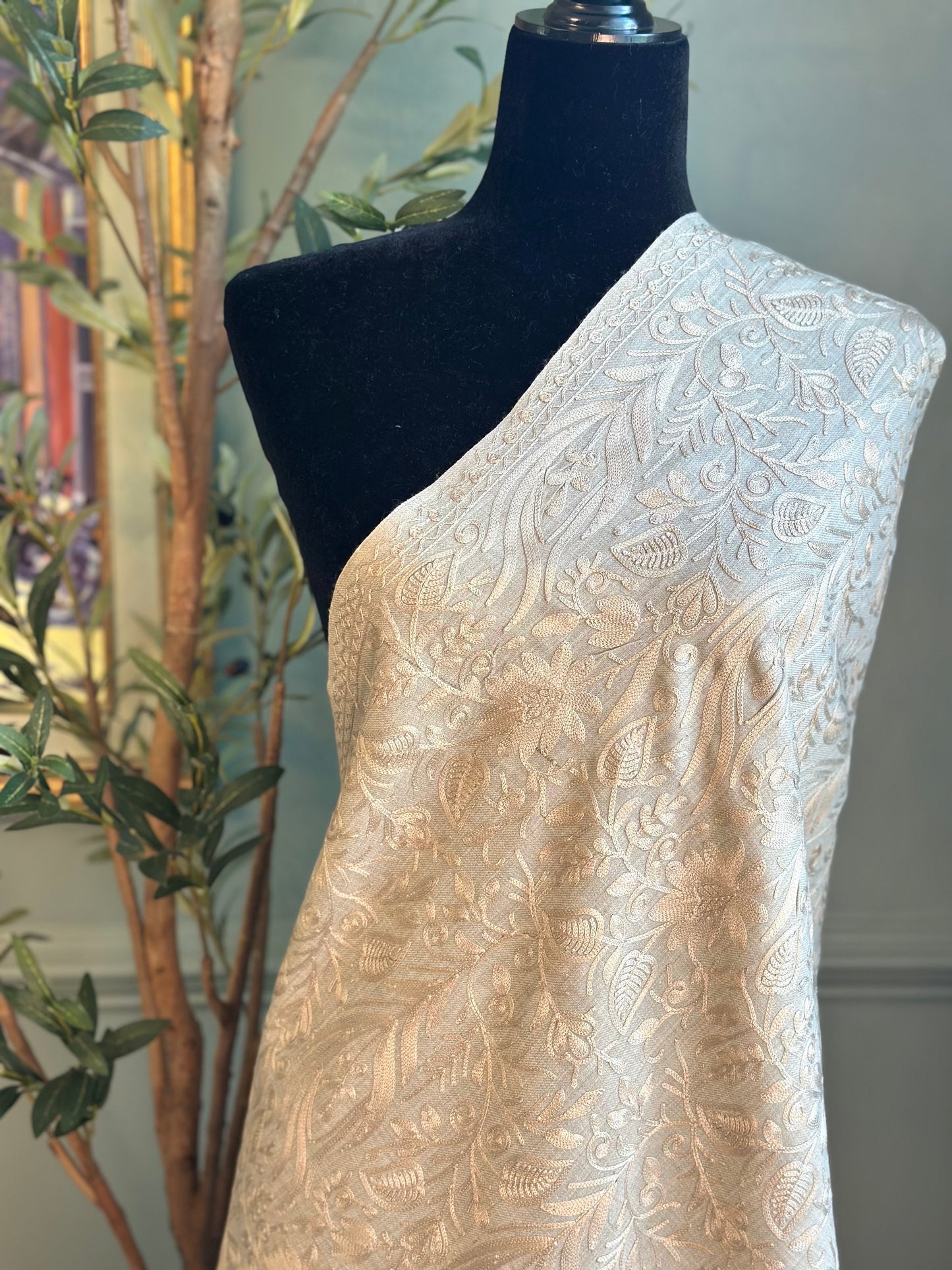 Earthly Elegance(Gold)