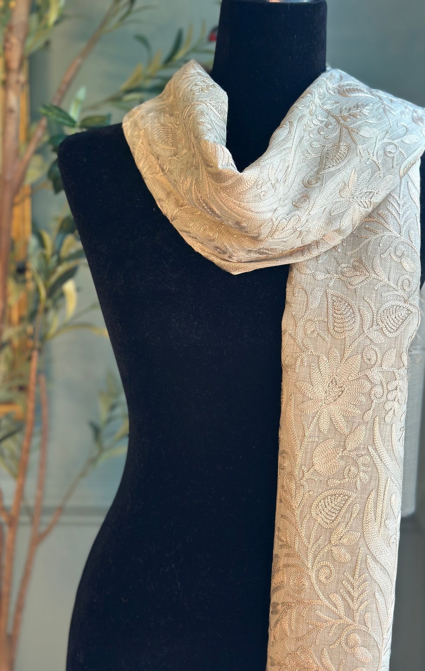 Earthly Elegance(Gold)