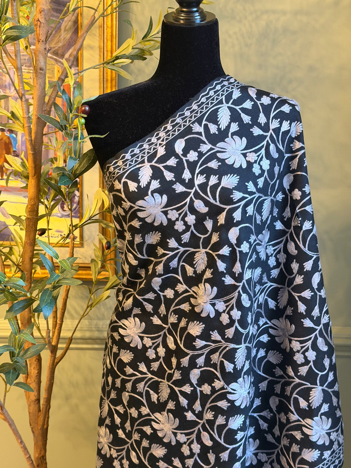 Threaded Elegance (Garden)