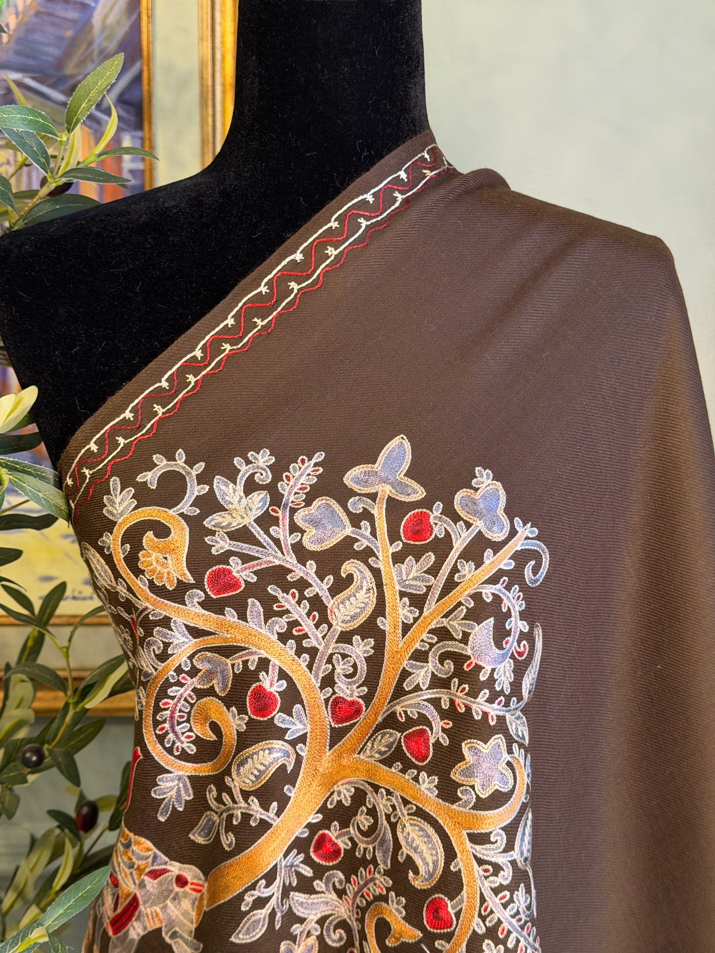 Royal Tusk Embroidered (Dark)