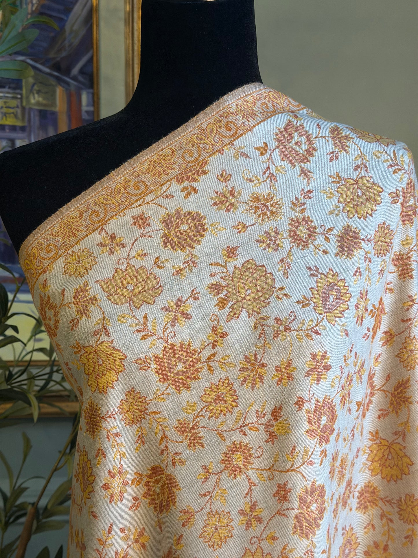 Bloom in Gold