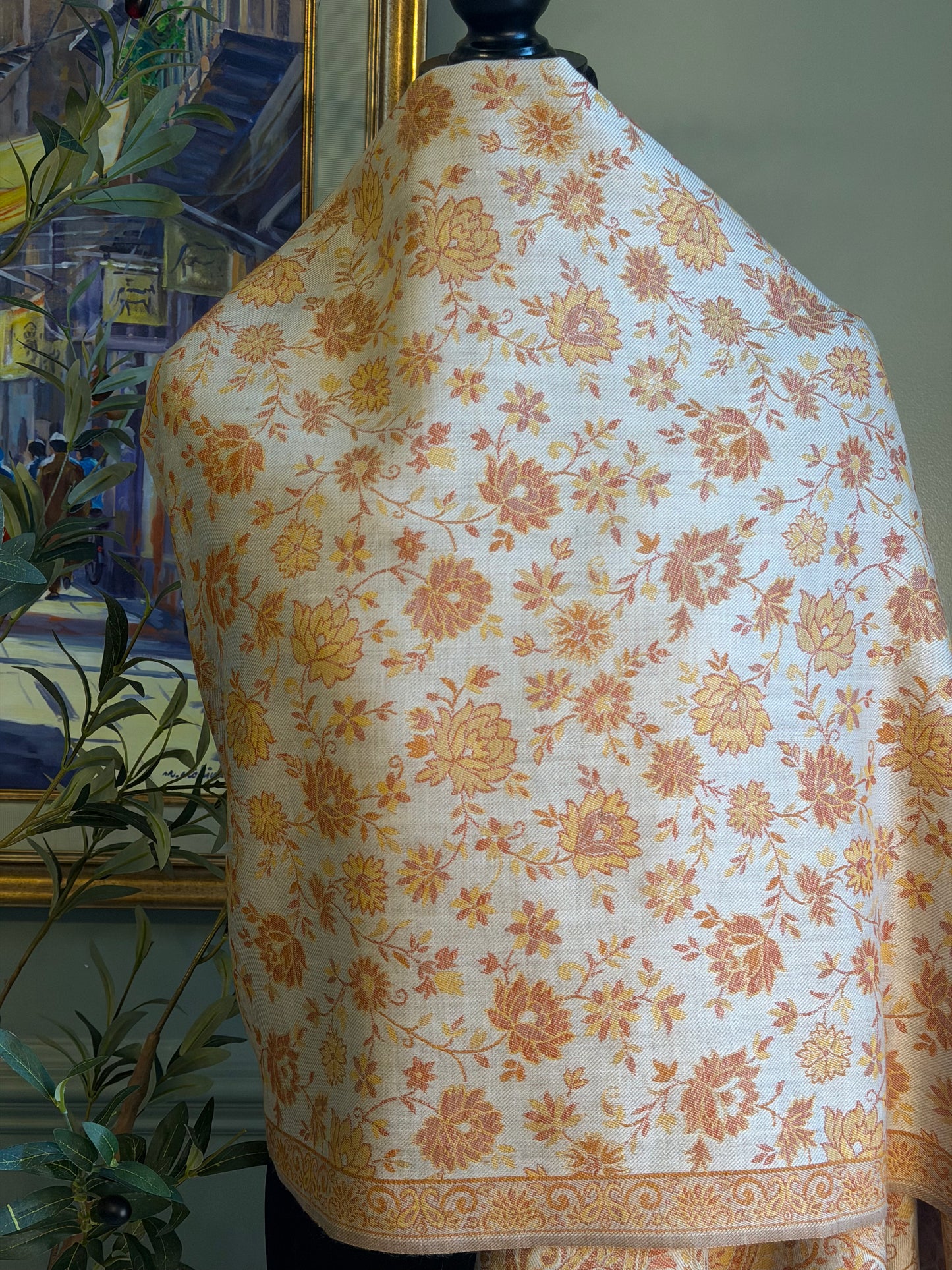 Bloom in Gold