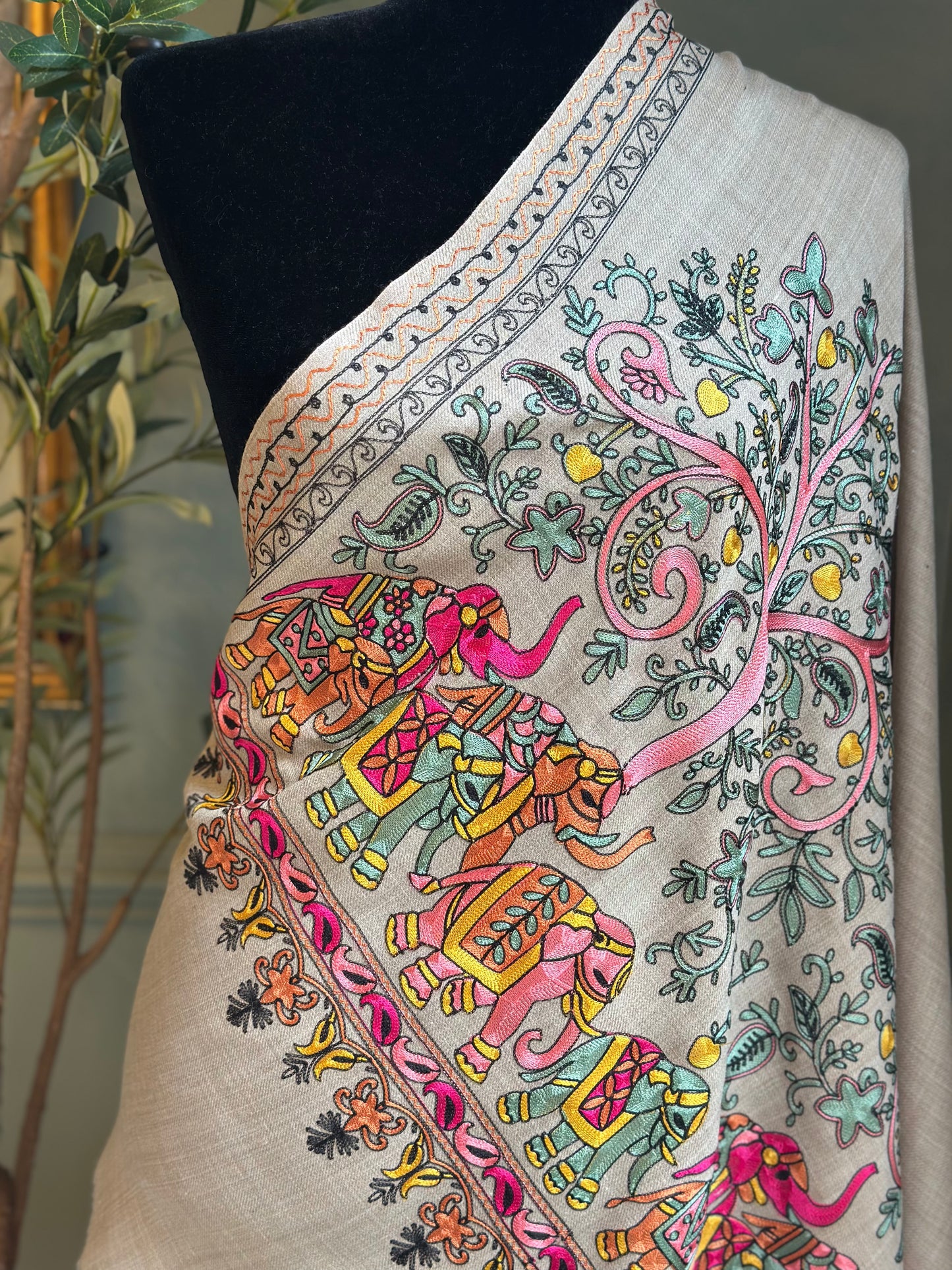 Royal Tusk (Embroidered)