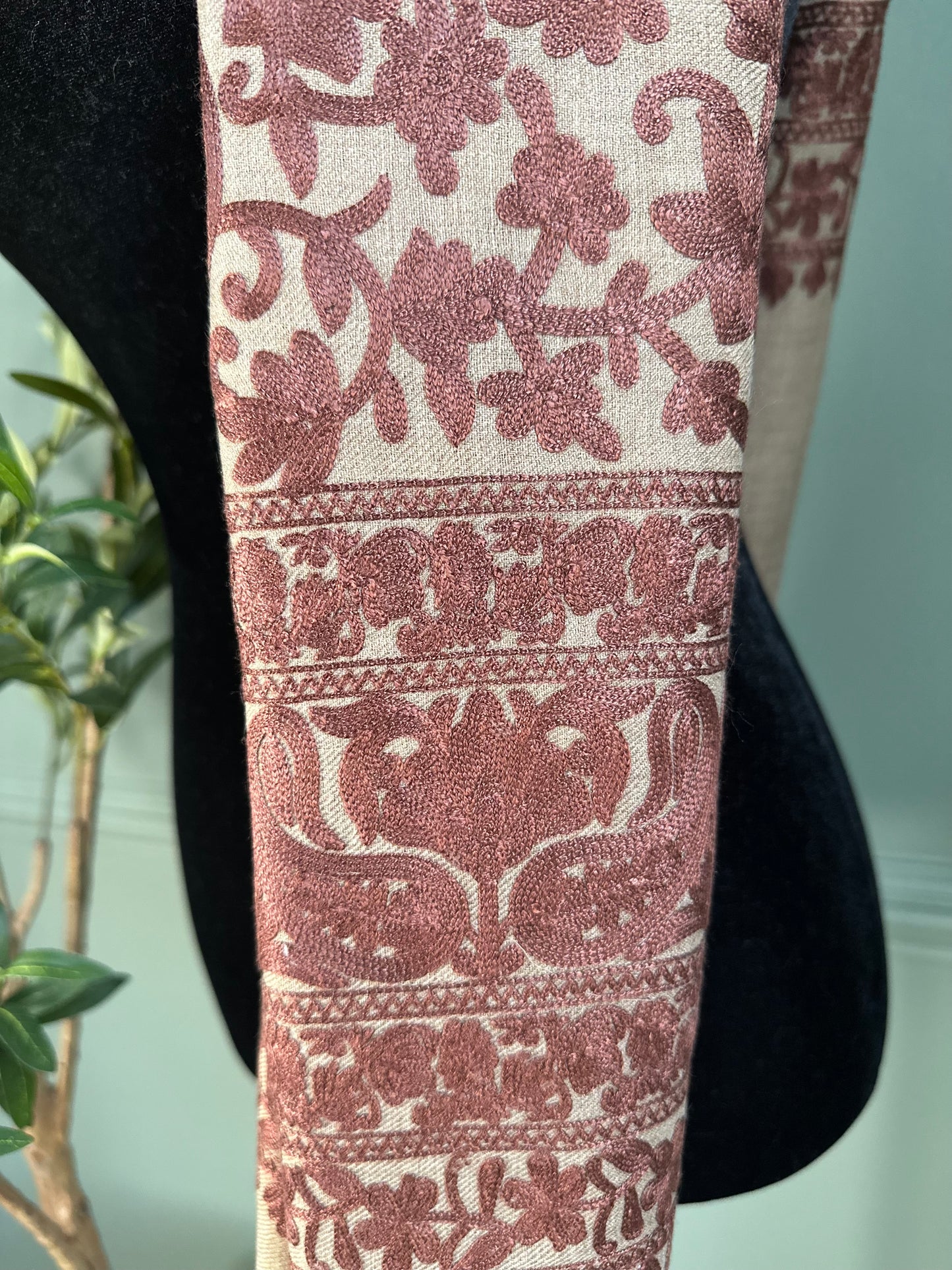Earthly Elegance (Brown)